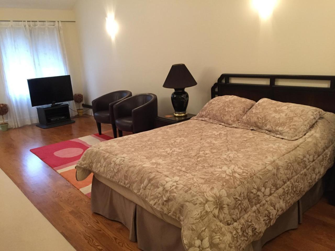 Clinton And Bloor By Elevate Bed & Breakfast