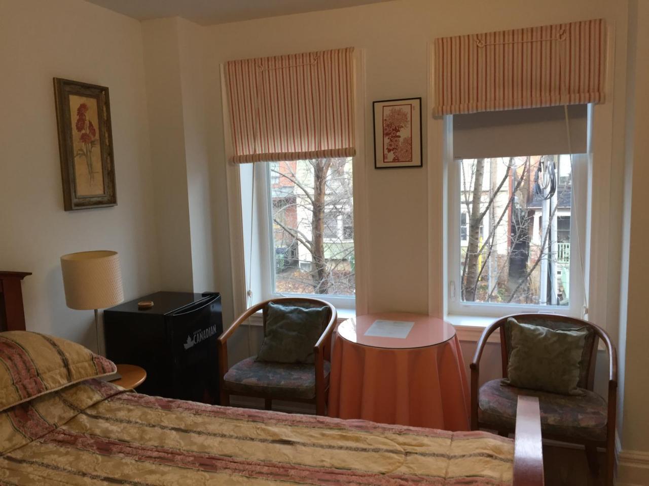 Clinton And Bloor By Elevate Bed & Breakfast Toronto