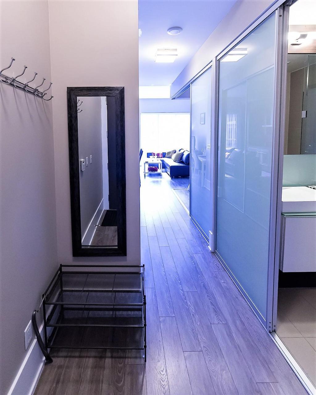 Upscale At Cn Tower, Metro Convention & Rogers Centre *