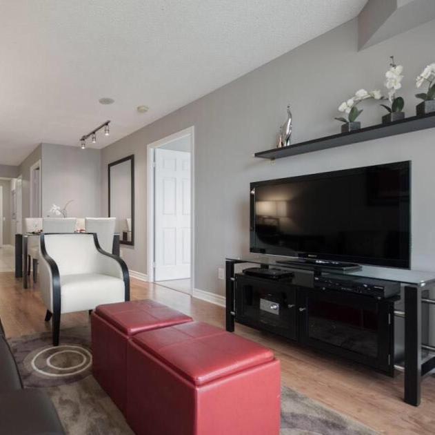 Luxury 3 Bedroom Dt Toronto, On, Canada Apartment