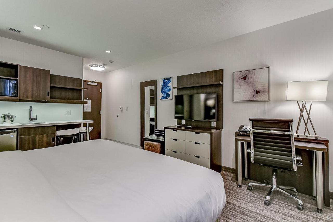 Hotel Est 4*