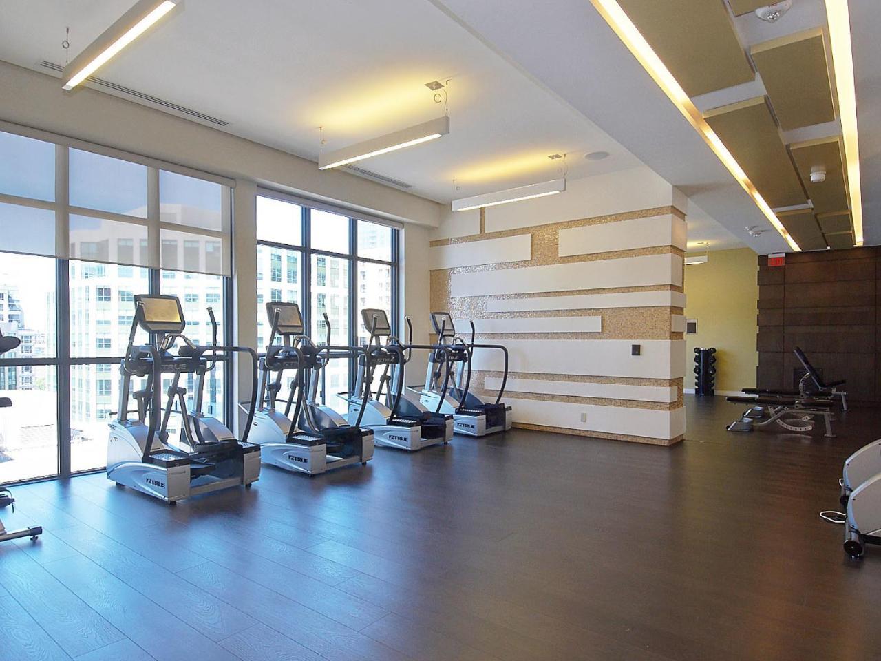Red Maple Suites - Front Street Apartment *