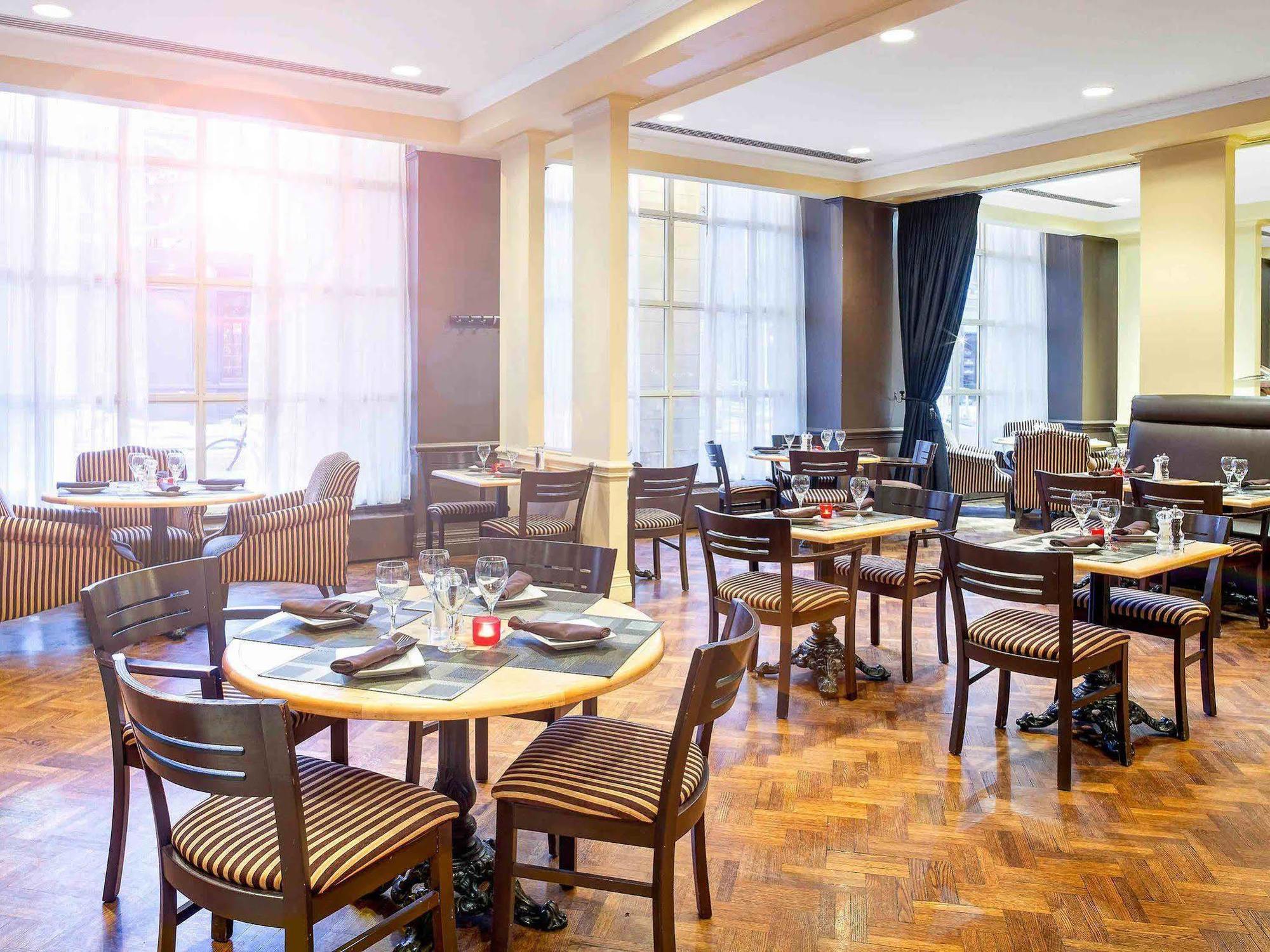 The Novotel Centre