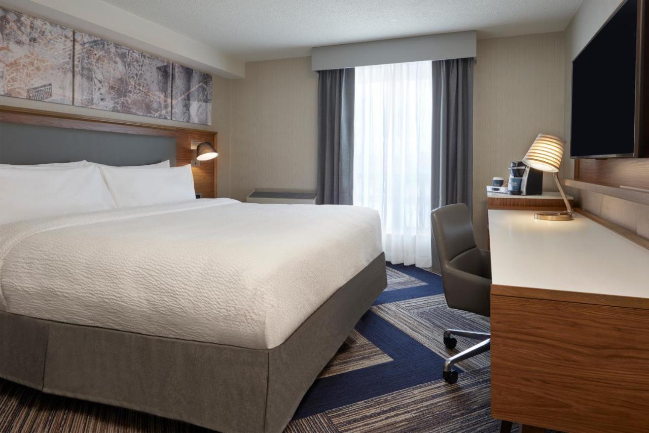 Four Points By Sheraton Airport East Hotel Toronto