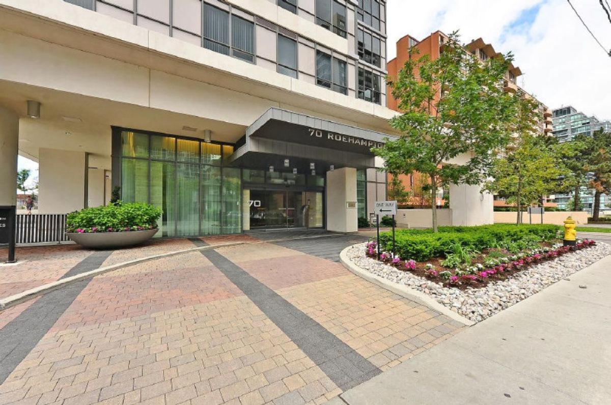 Furnished At Yonge & Eglinton By Canvas Apartment *