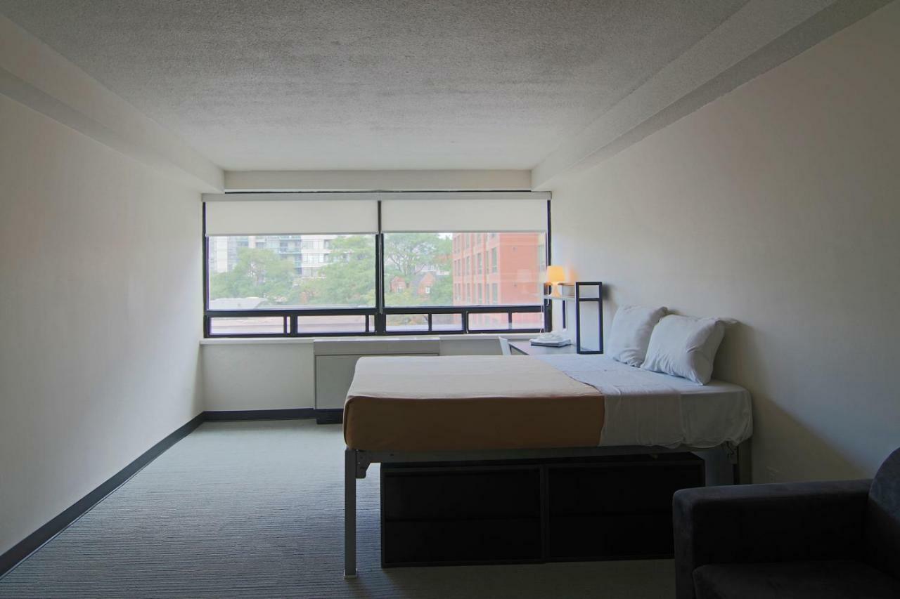 Parkside Student Downtown 3* Toronto
