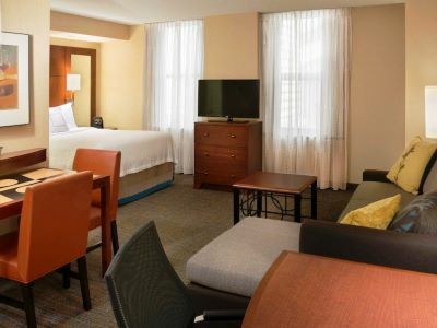 By Marriott Downtown / Entertainment District Hotel Toronto