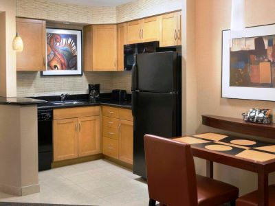 By Marriott Downtown / Entertainment District Hotel Toronto