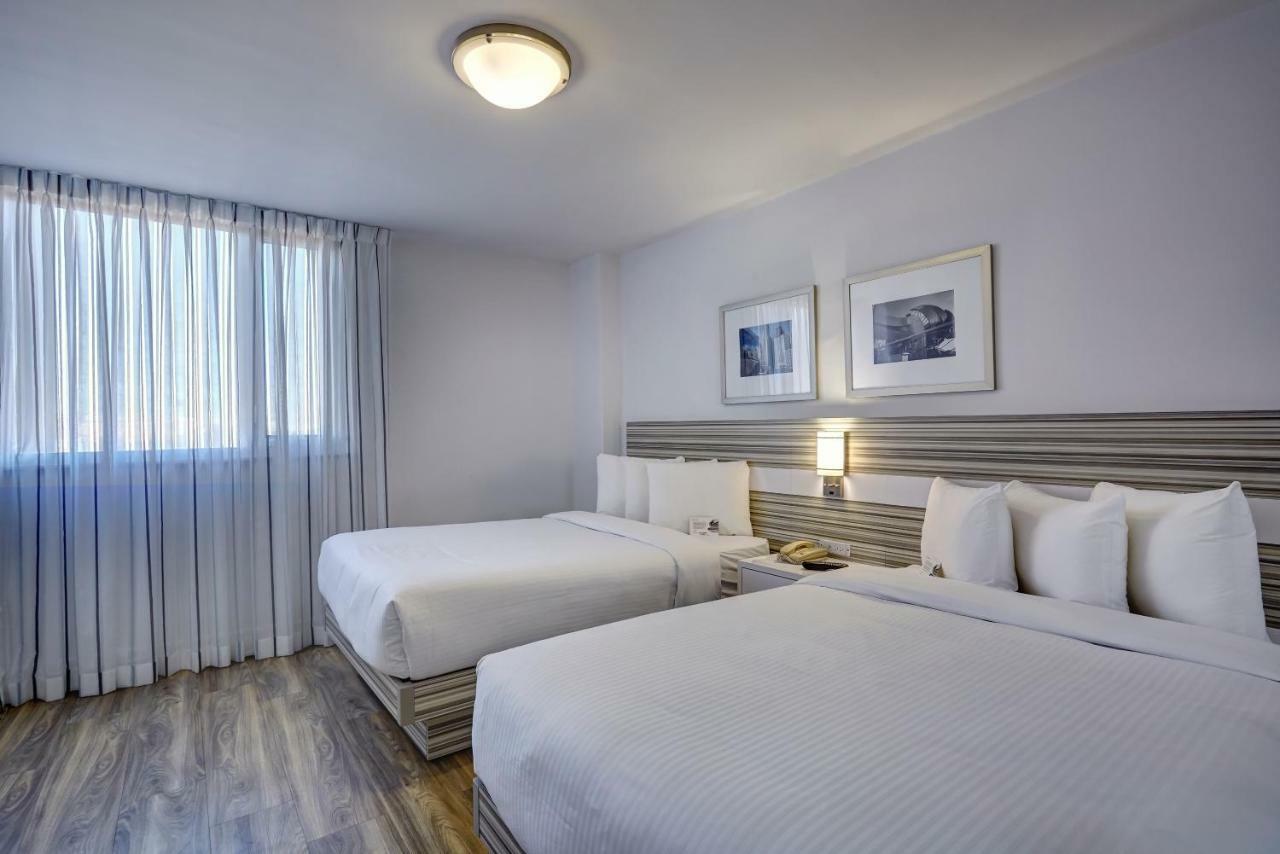 Hotel Town