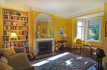 Elegant Cabbagetown 3* Toronto