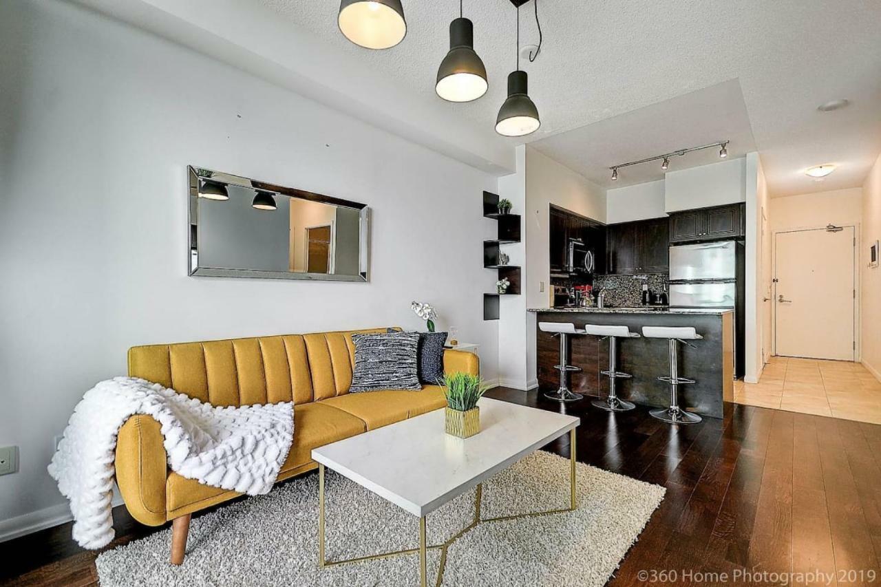 Apartment 30 Off View Heart Of Downtown