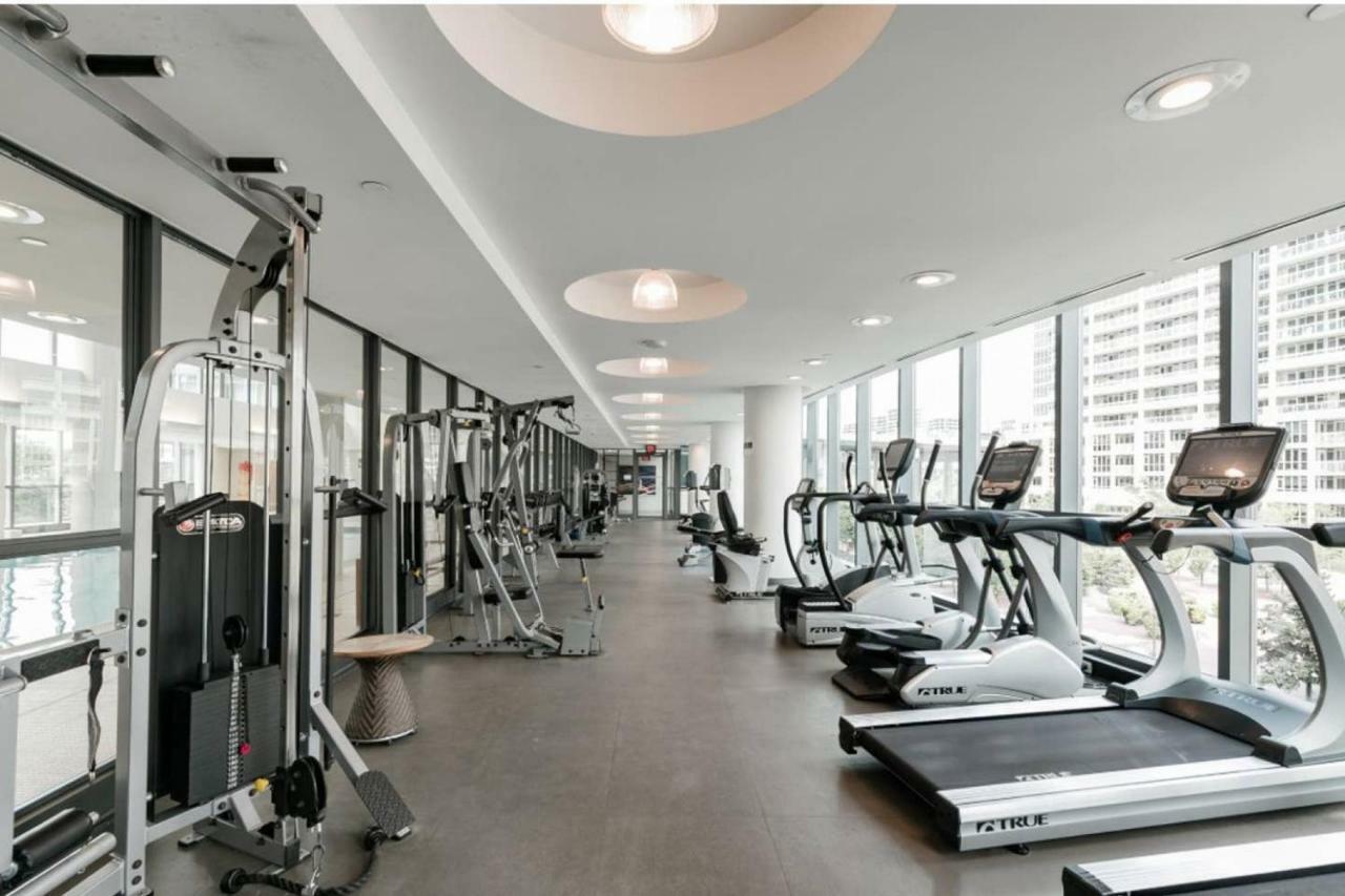 30 Off View Heart Of Downtown Toronto