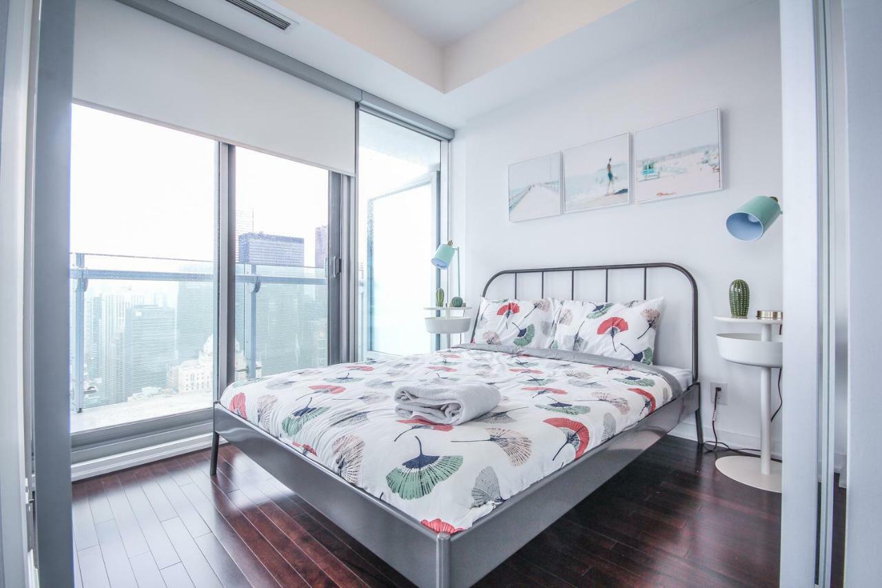 Sarkar - Entertainment District Apartment *