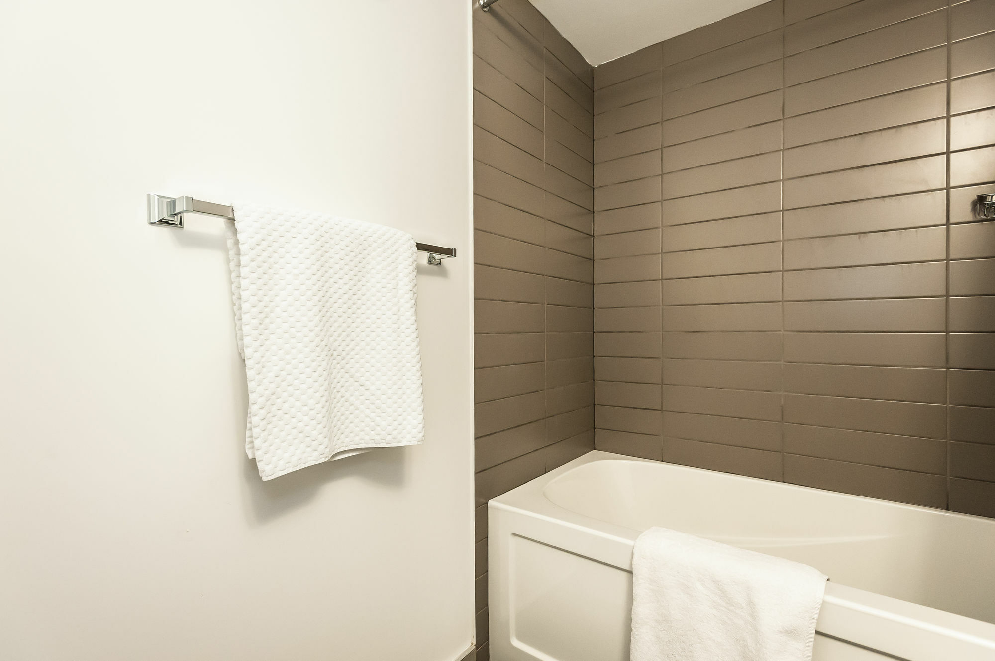 Life - Fort York Central Hotel Toronto