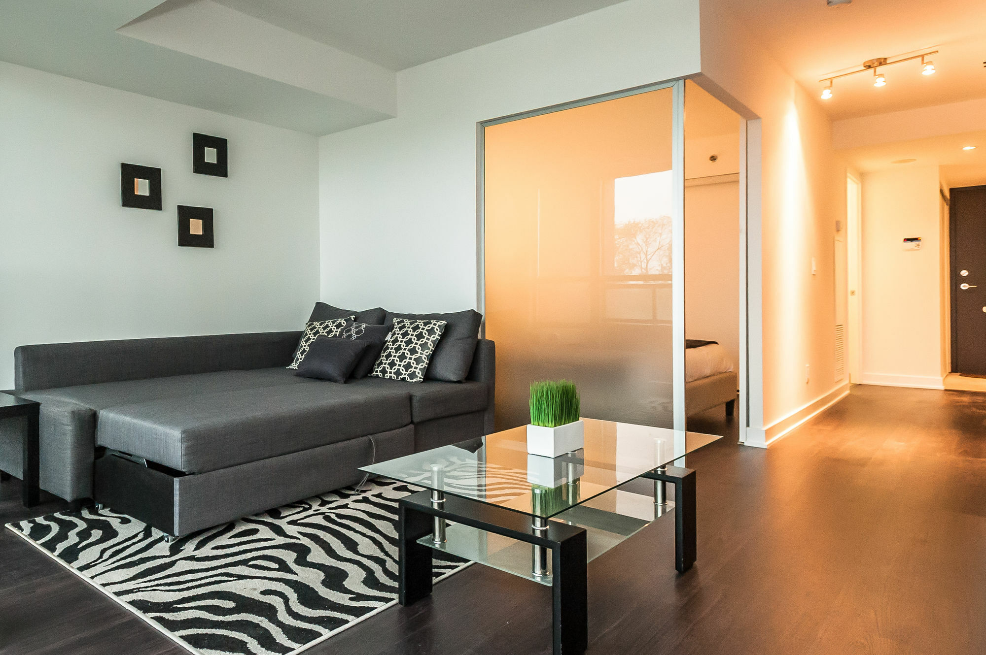 Hotel Life - Fort York Central