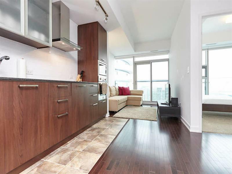 Apartment Condo Downtown, Cn Tower, Financial District Toronto