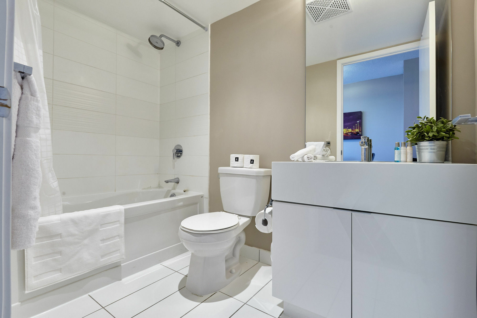 Atlas Furnished Apartments- Iceboat Terrace Inn 3*