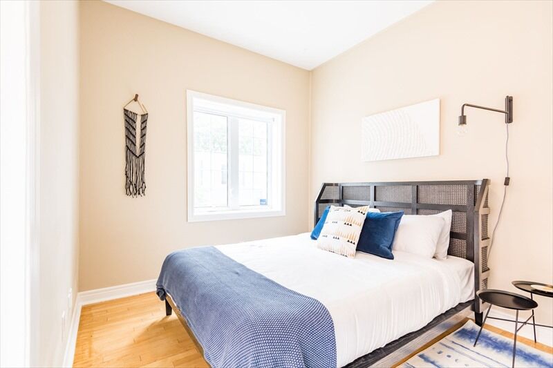 Apartment Bright 3br In Church Yonge Corridor By Sonder
