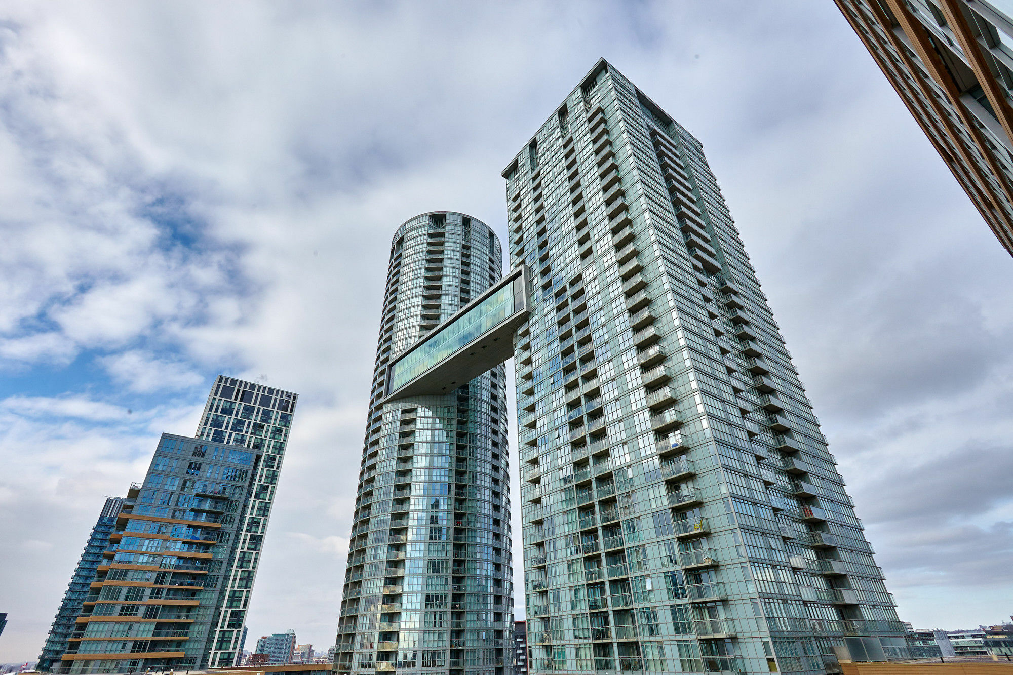 Atlas Furnished Apartments- Iceboat Terrace Toronto