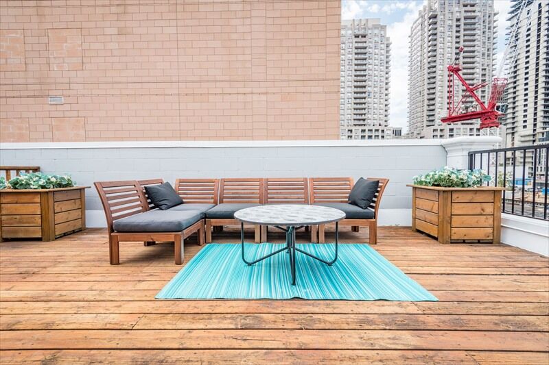 Apartment Bright 3br In Church Yonge Corridor By Sonder *