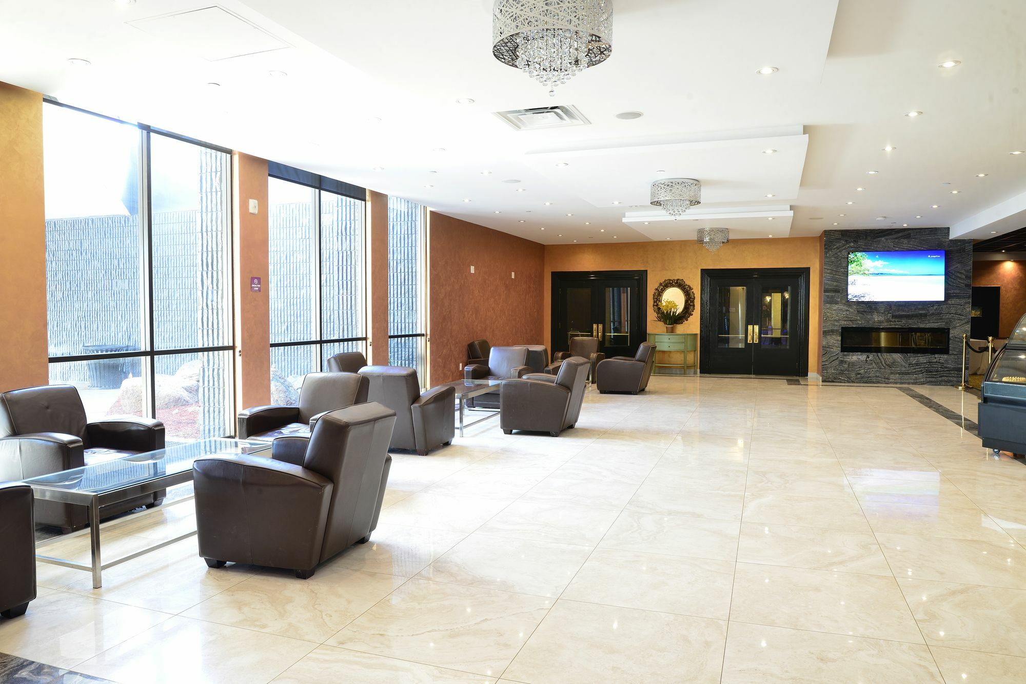 Edward North York Hotel