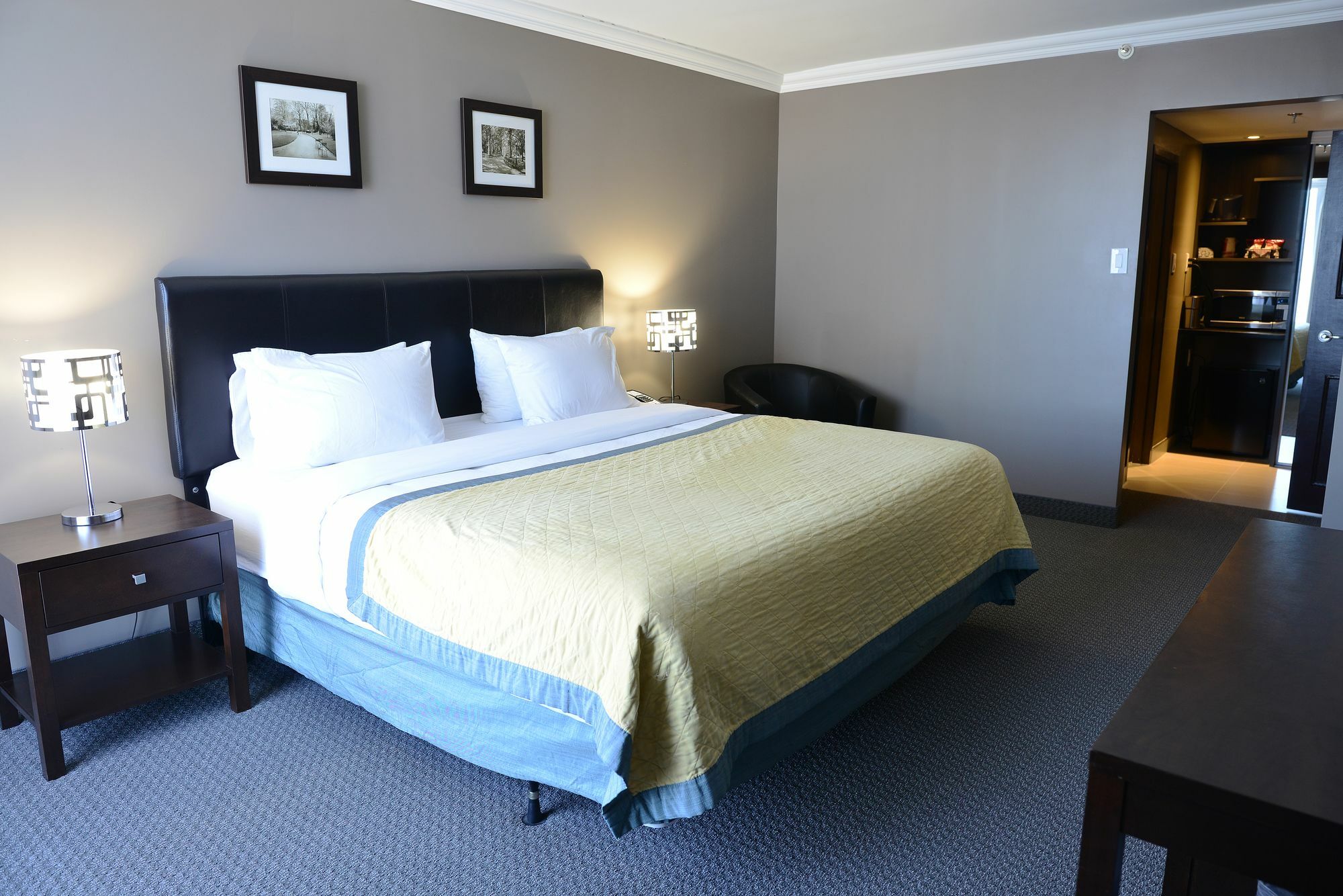 Hotel Edward North York Toronto