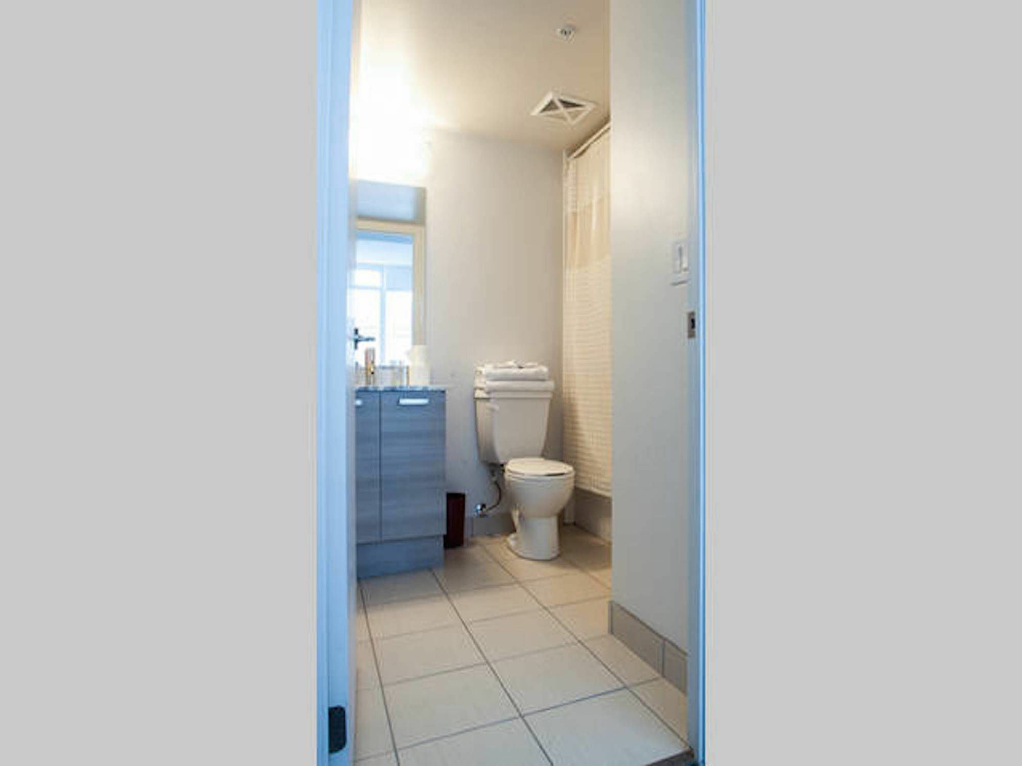 Pinnacle Suites - Two Bed And Bath Condo Hotel Toronto