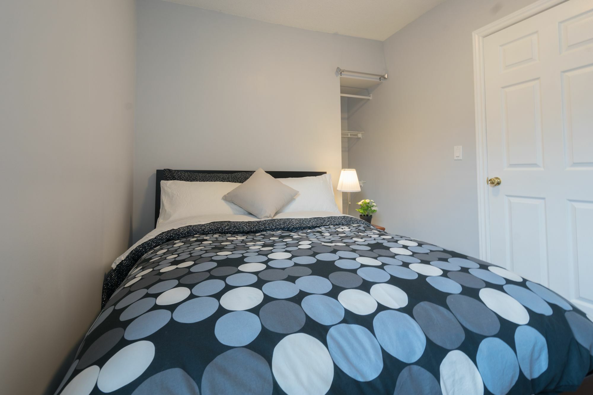Apartment Applewood - King West Lofts *