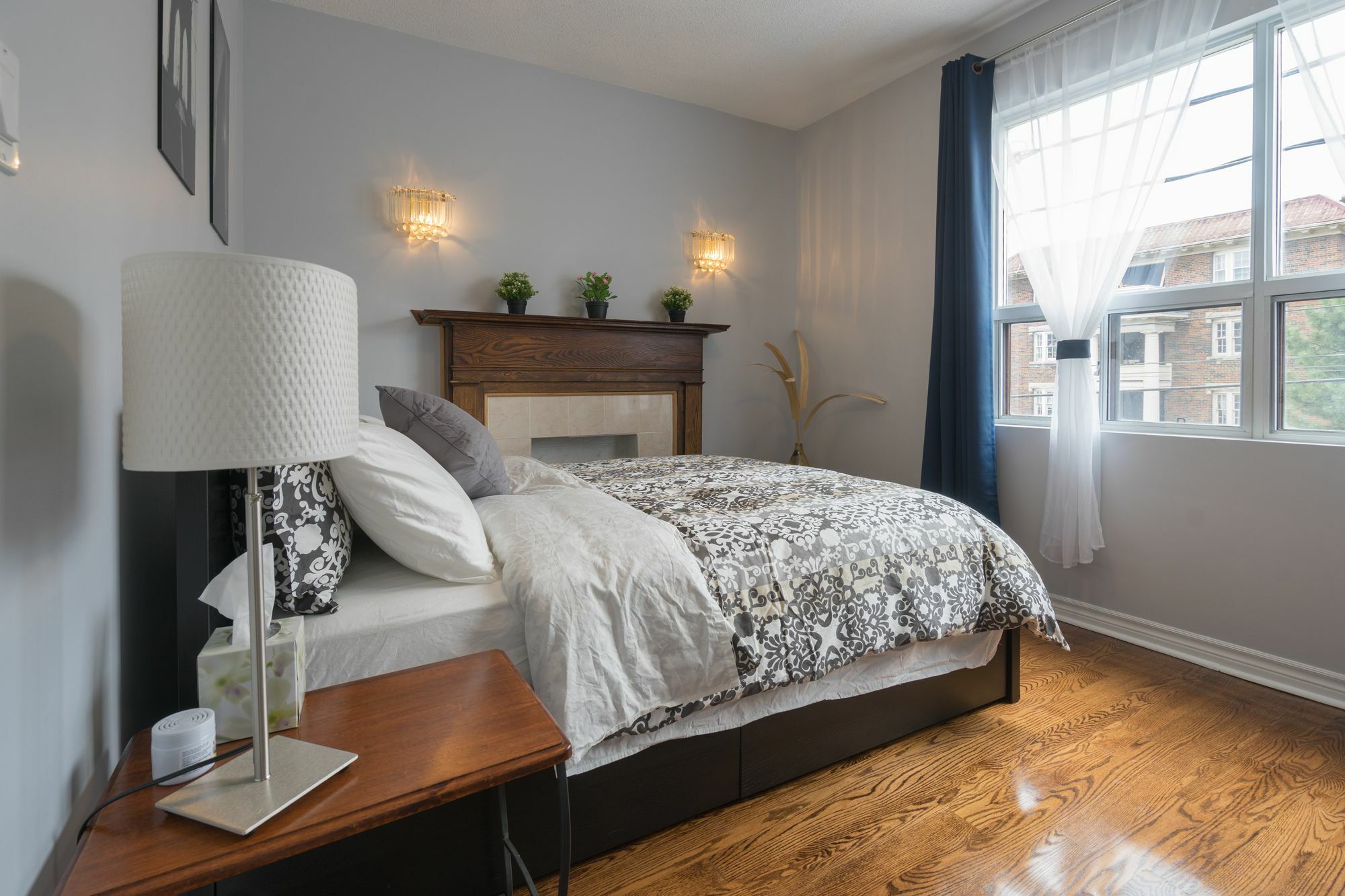 Applewood - King West Lofts Apartment *