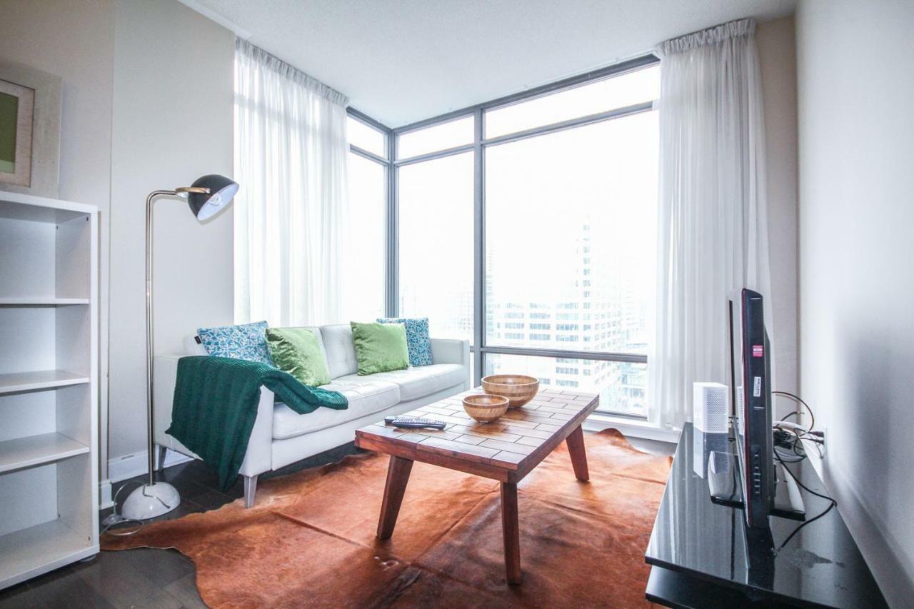 Sarkar Suites - Yorkville *