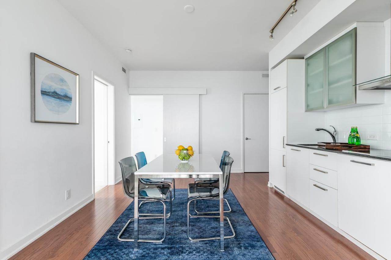 Apartment Luxury Corner - Entertainment District Toronto
