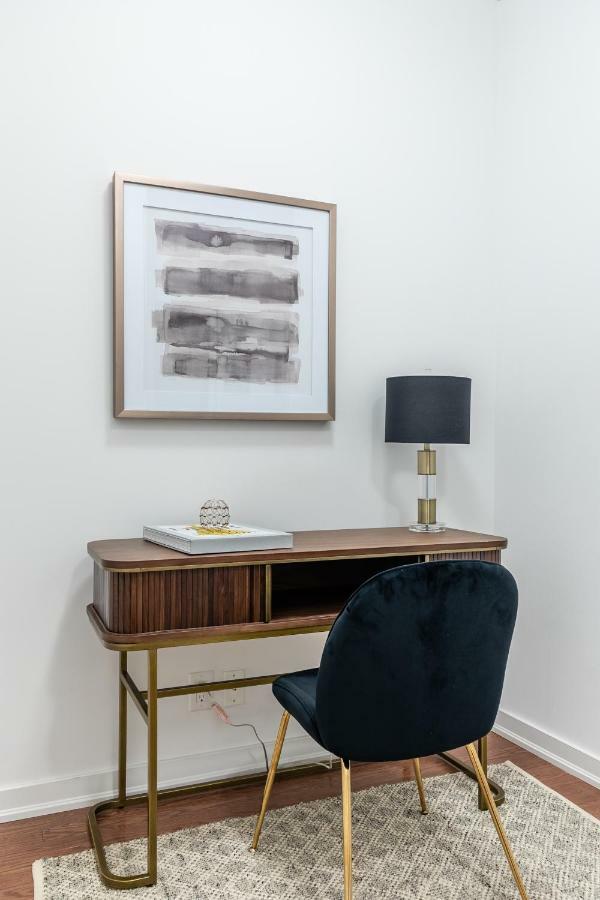 Apartment Luxury Corner - Entertainment District *