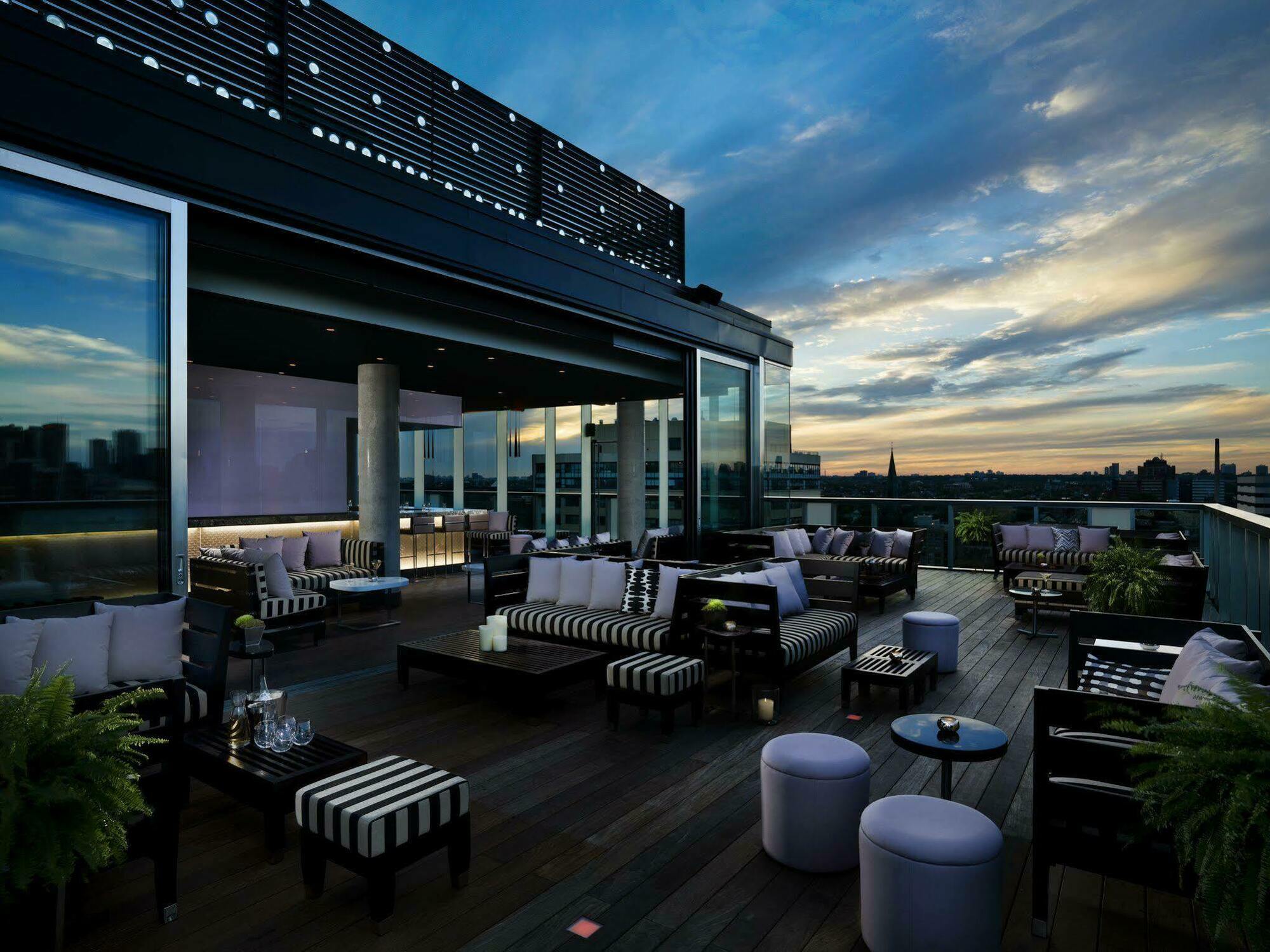 Hotel 1