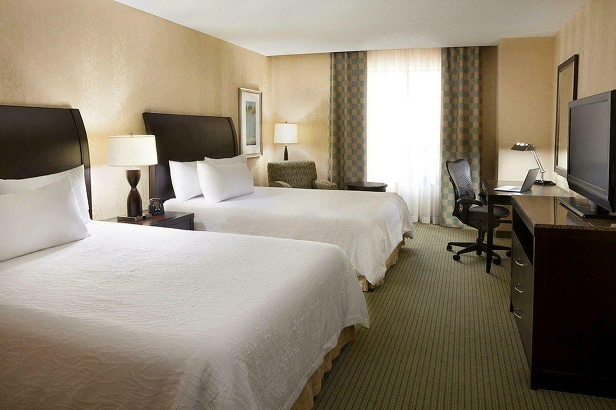 Revery Downtown, Curio Collection By Hilton 4*