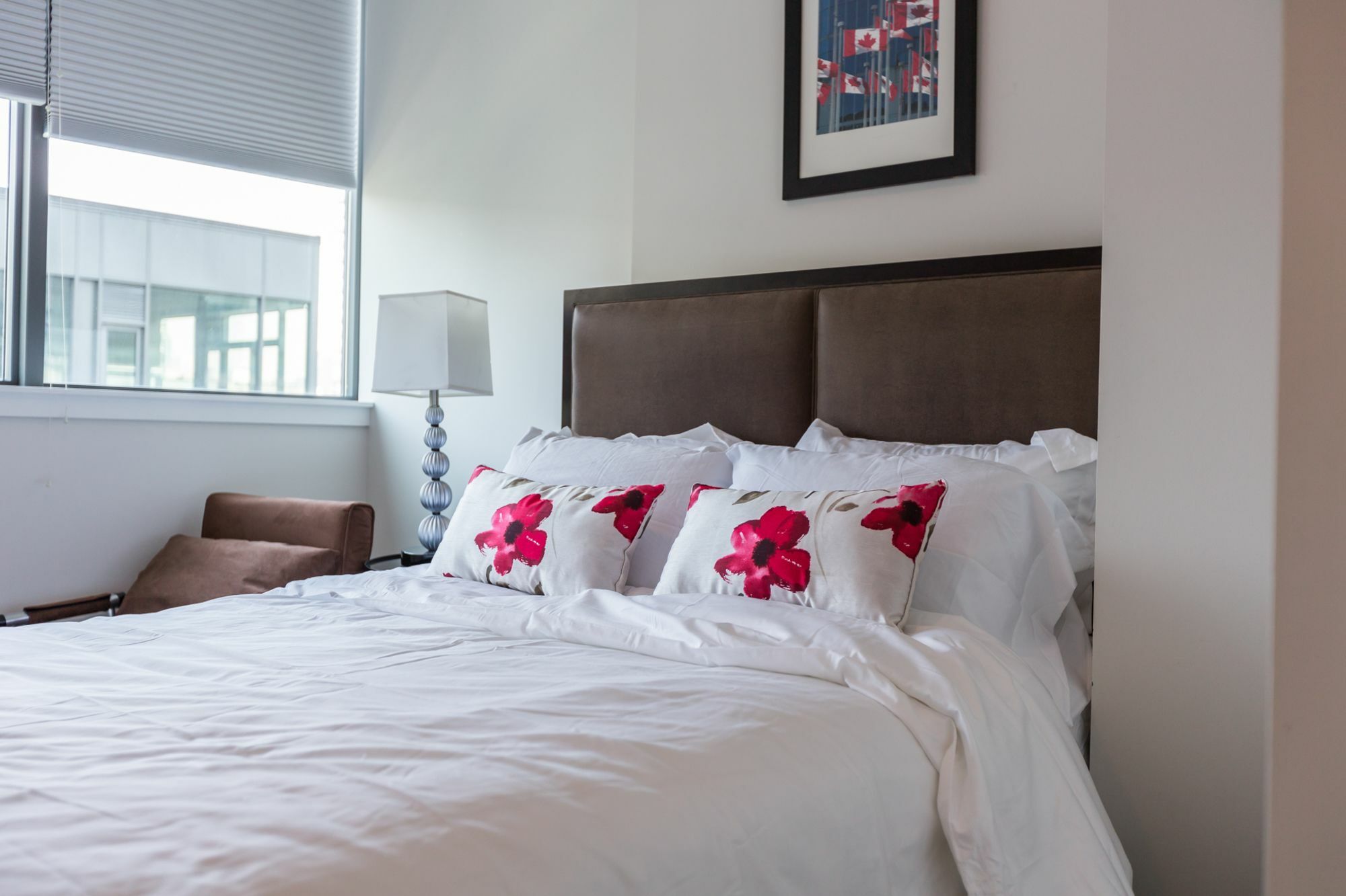 Applewood - King & Spadina Apartment *