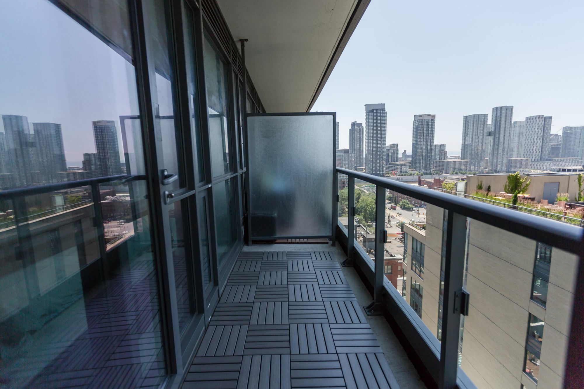 Applewood - King & Spadina Apartment *