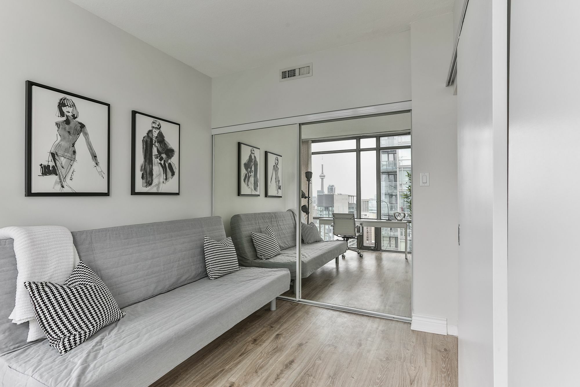 Quickstay - Luxury Sub-penthouse On Bay St. 4* Toronto