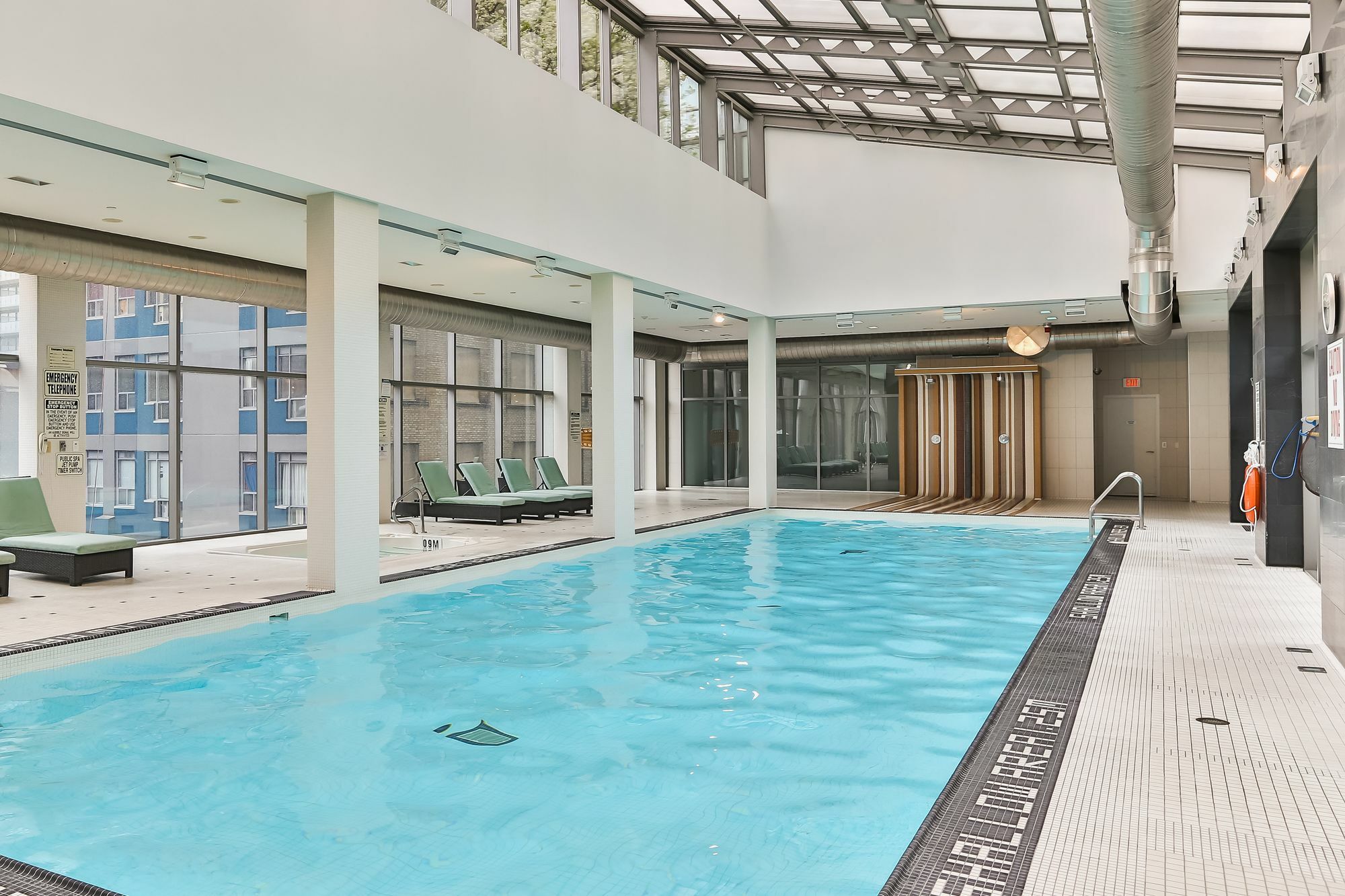 Quickstay - Luxury Sub-penthouse On Bay St. Toronto