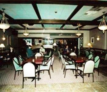 Hotel East *