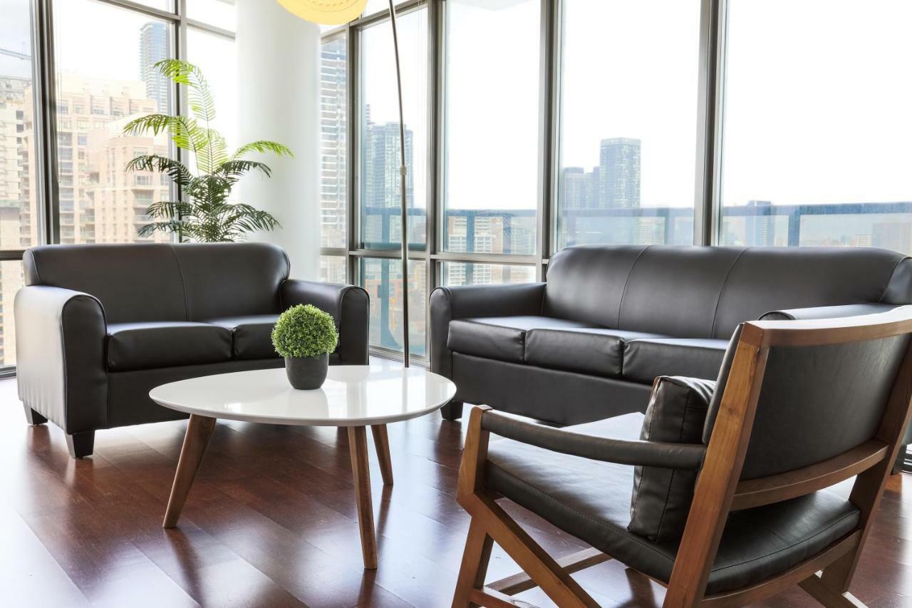 Altitude Suites Bay Street - Holiday Bonus - Free Parking Aparthotel