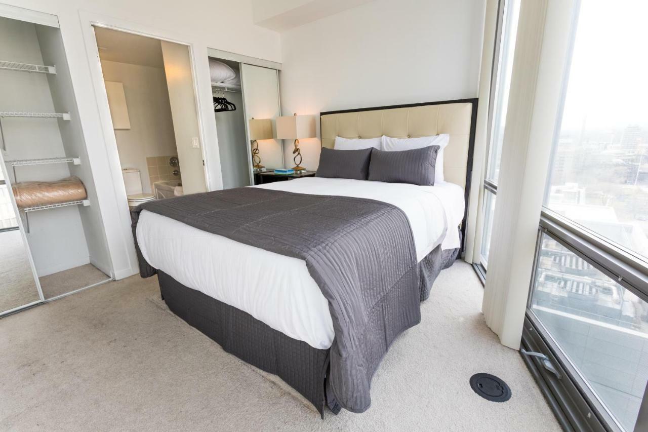Altitude Suites Bay Street - Holiday Bonus - Free Parking * Toronto