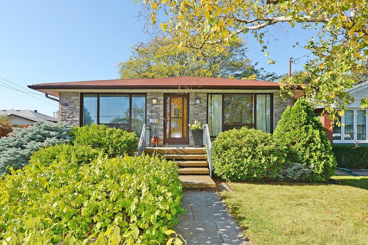 Richview Gardens Apartment Toronto