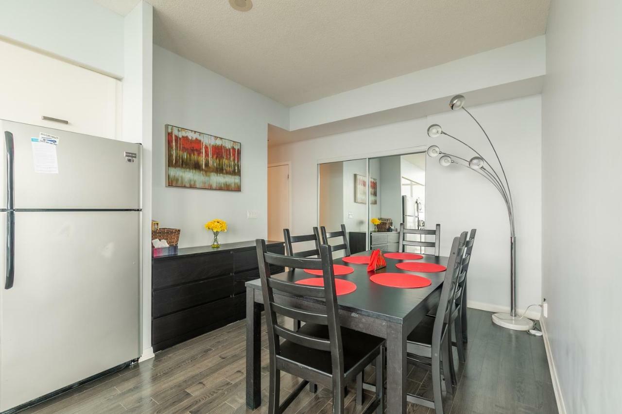 Apartment Unbelievable Penthouse View With 3 Bedrooms Toronto