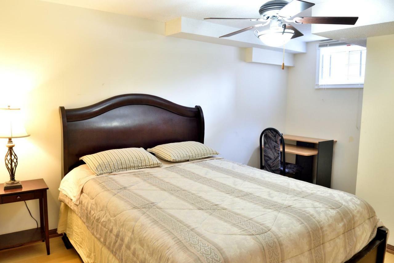 Guest house Serenity Near Finch Station *