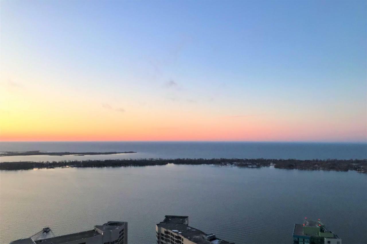 Apartment Presidential Heart Of Downtown With Stunning View *