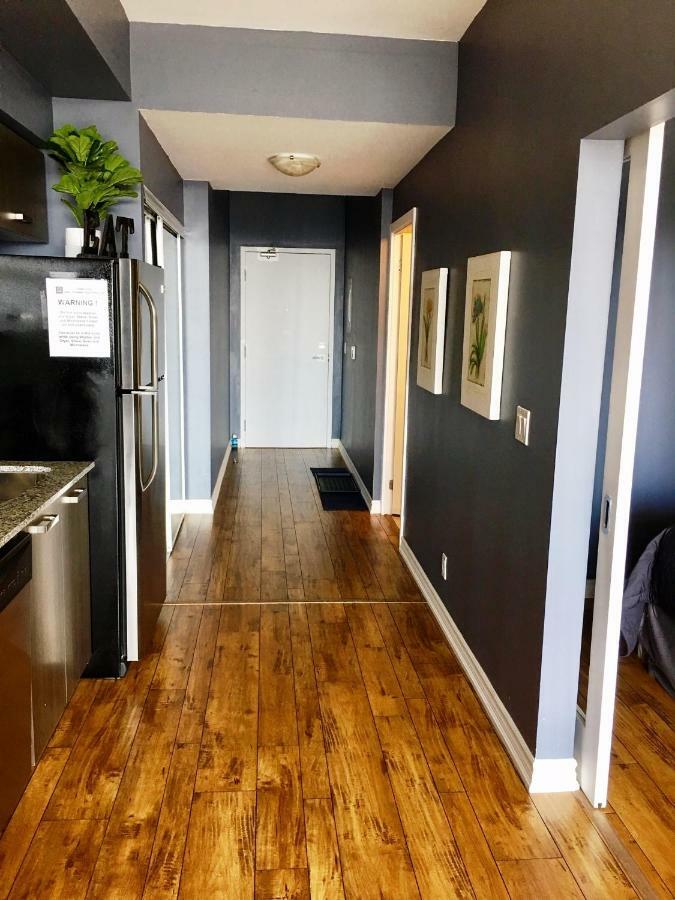 Altitude Suites Bay Street - Holiday Bonus - Free Parking Toronto