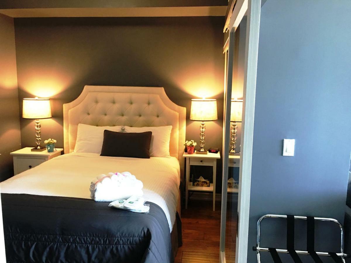 Aparthotel Altitude Suites Bay Street - Holiday Bonus - Free Parking Toronto