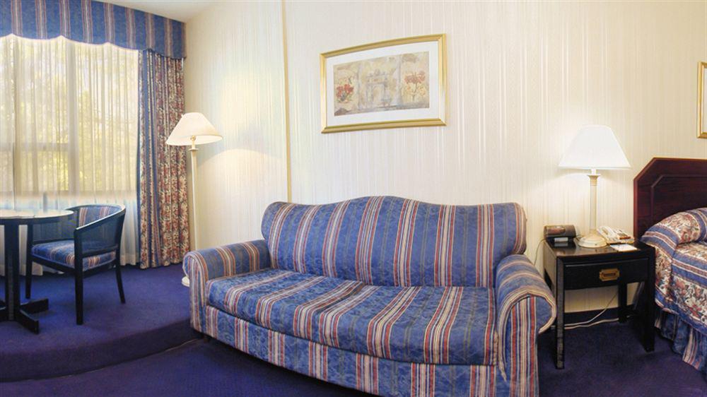 Plaza Airport 3* Toronto