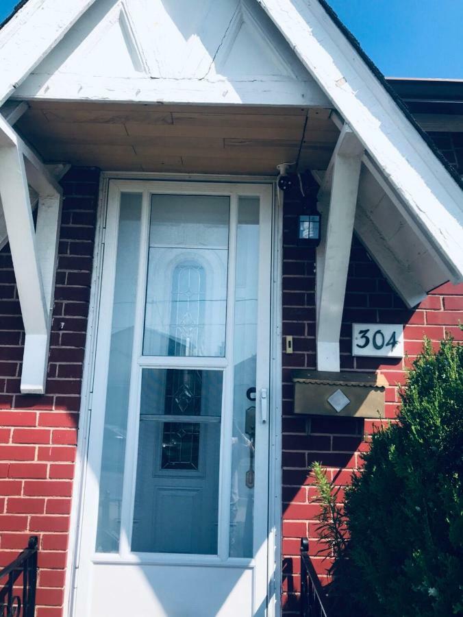 304 Cosburn Avenue