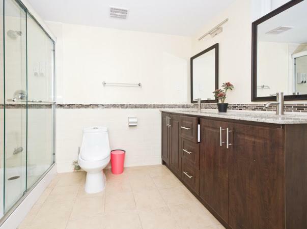 Cheerful Vacation House Toronto